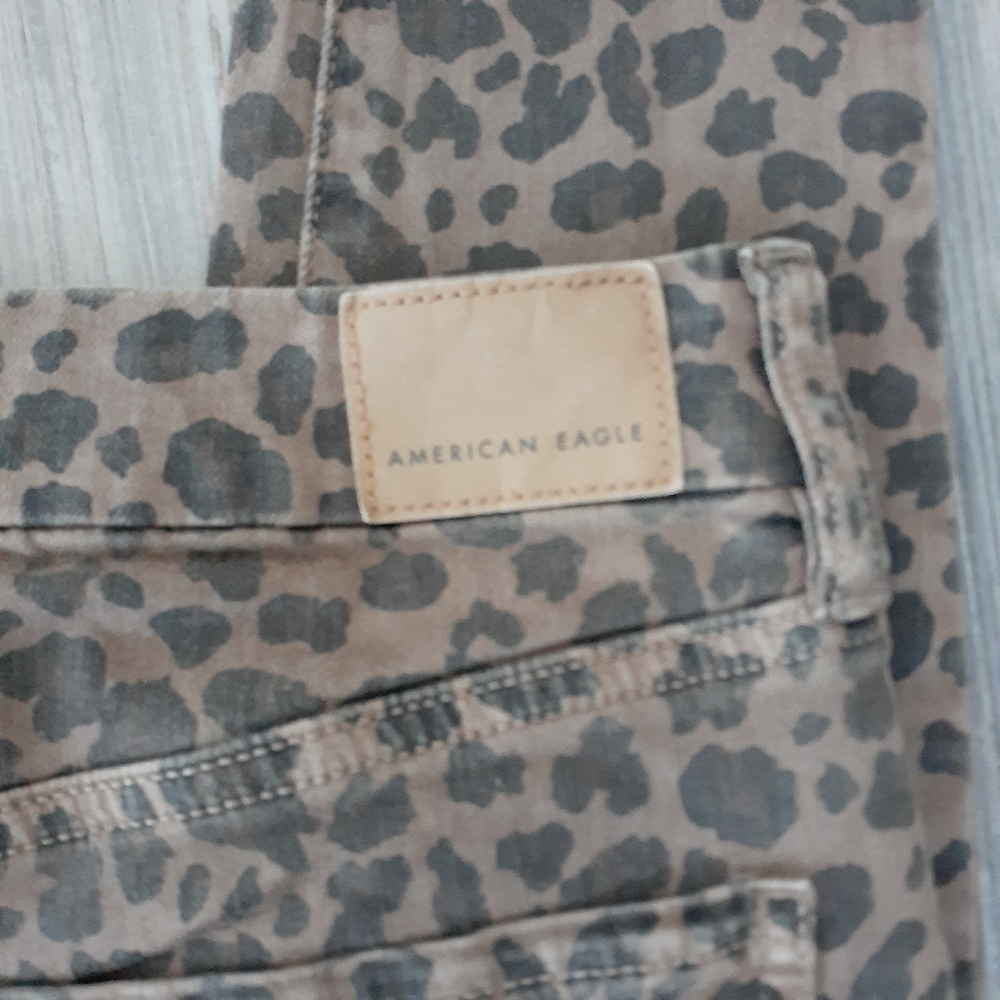 American Eagle Curvy Super High Rise Jeggings - Picture 5 of 8